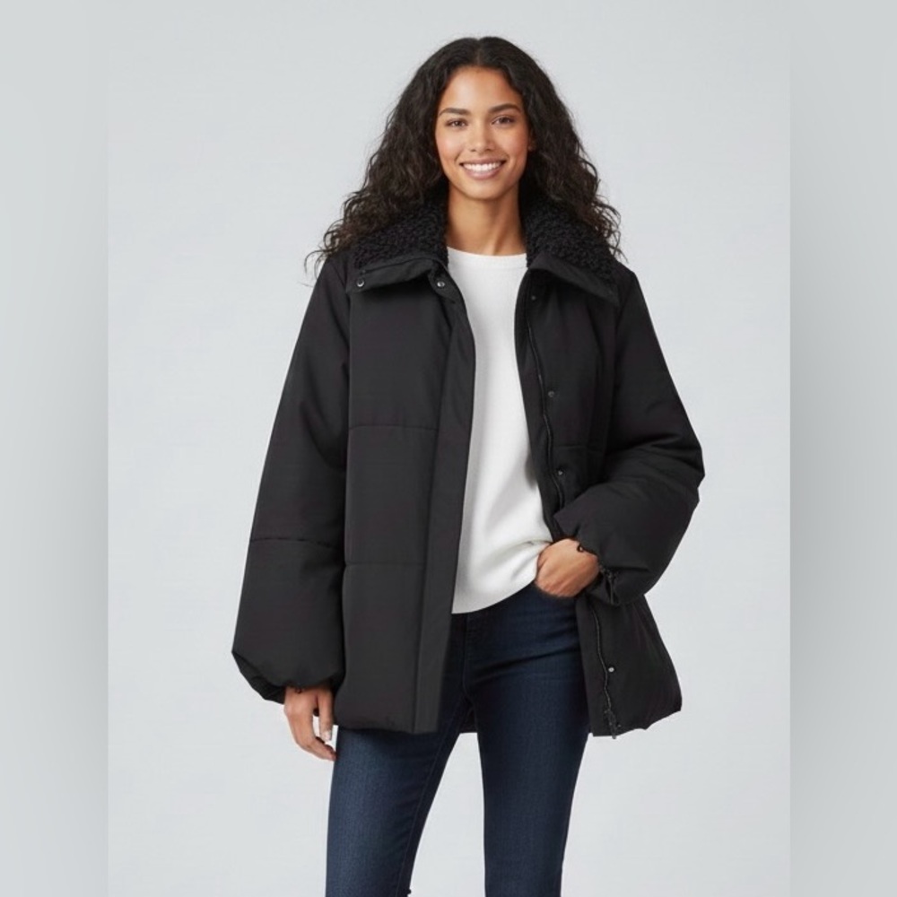 Simply, Vera Vera Wang Black Quilted Puffer Jacket With Faux Fur Trim, Size XL